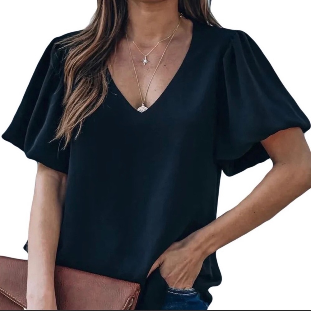 NWT! CUTE, SHORT SLEEVE ADORABLE, V-NECK BLOUSE!
